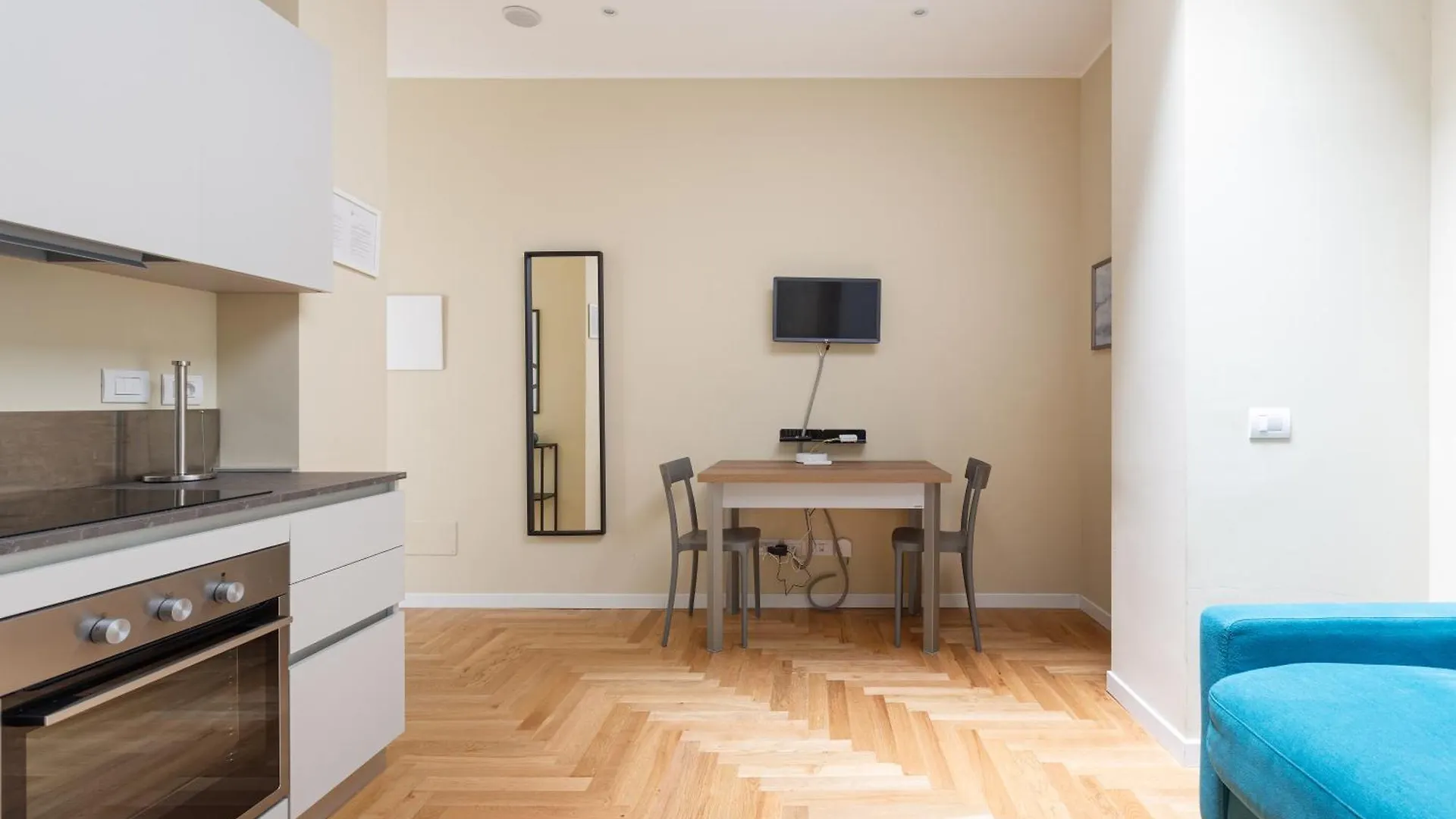 Missori & Bocconi Renovated Studio Milan