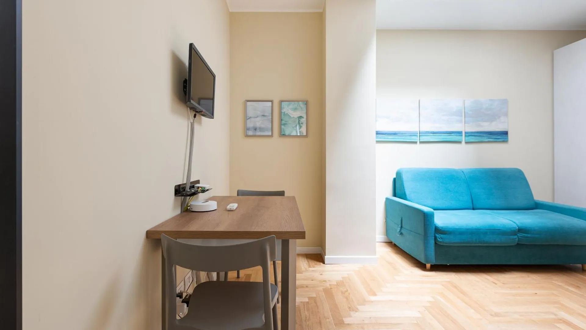 Missori & Bocconi Renovated Studio Milan