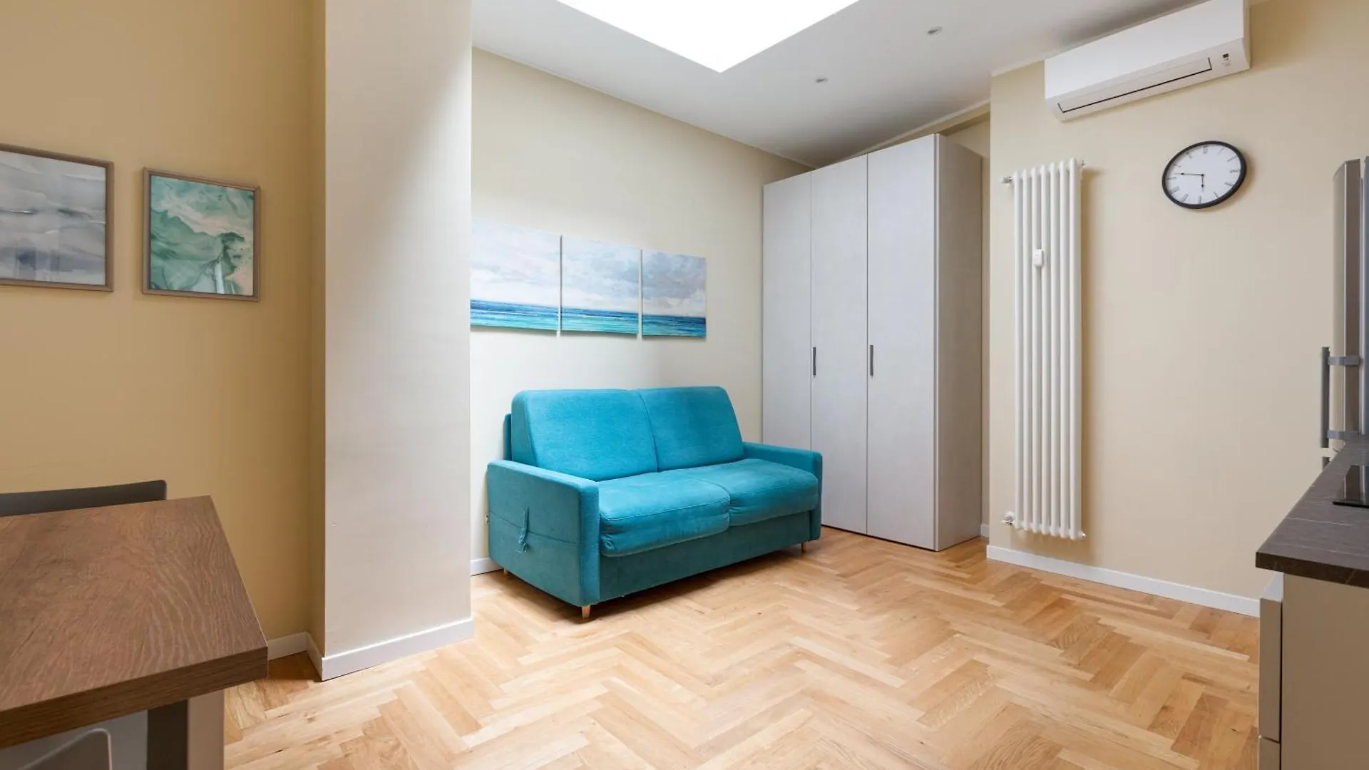 Missori & Bocconi Renovated Studio Milan Apartment